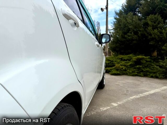 Белый Сузуки Сплеш, объемом двигателя 1.2 л и пробегом 0 тыс. км за 6800 $, фото 9 на Automoto.ua