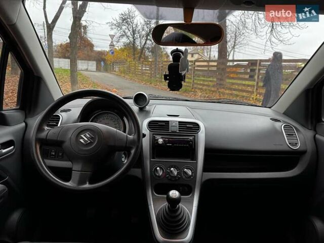 Червоний Сузукі Сплеш, об'ємом двигуна 1 л та пробігом 224 тис. км за 4990 $, фото 24 на Automoto.ua