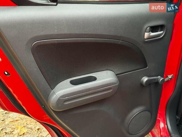 Червоний Сузукі Сплеш, об'ємом двигуна 1 л та пробігом 224 тис. км за 4990 $, фото 20 на Automoto.ua