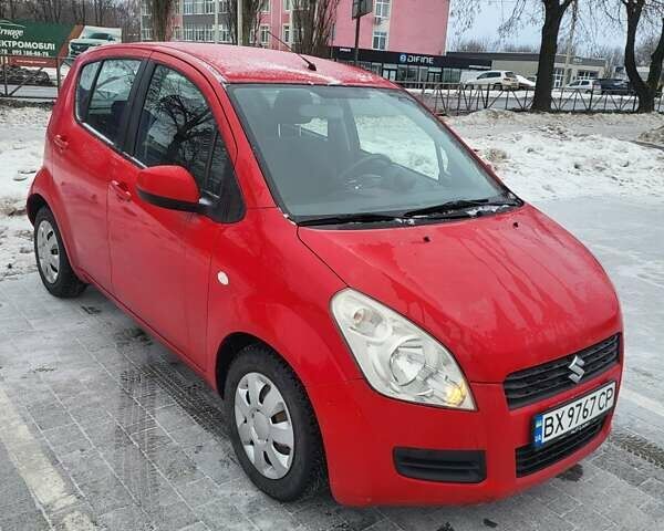 Красный Сузуки Сплеш, объемом двигателя 1 л и пробегом 135 тыс. км за 3900 $, фото 2 на Automoto.ua