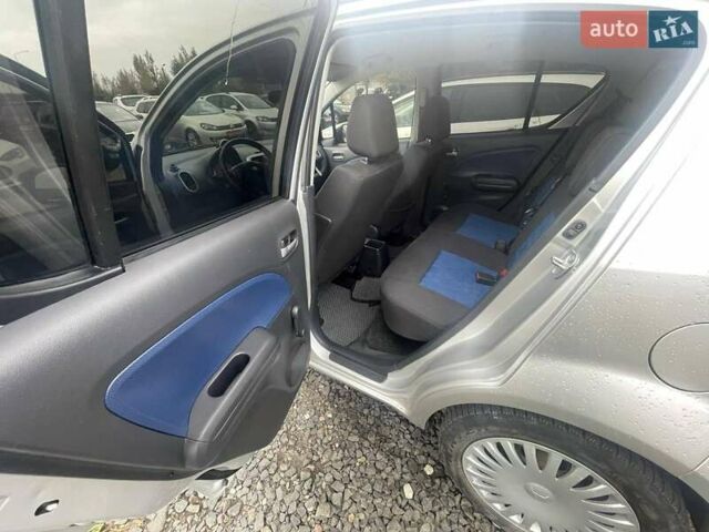 Сузуки Сплеш 2008 в Луцке на Automoto.ua Серый Сузуки Сплеш, объемом двигателя 1 л и пробегом 109 тыс. км за 3800 $, фото 16 на Automoto.ua