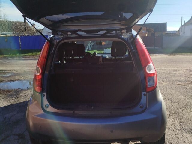 Серый Сузуки Сплеш, объемом двигателя 1 л и пробегом 210 тыс. км за 4000 $, фото 7 на Automoto.ua