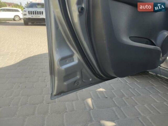 Серый Сузуки Сплеш, объемом двигателя 1 л и пробегом 223 тыс. км за 4590 $, фото 27 на Automoto.ua