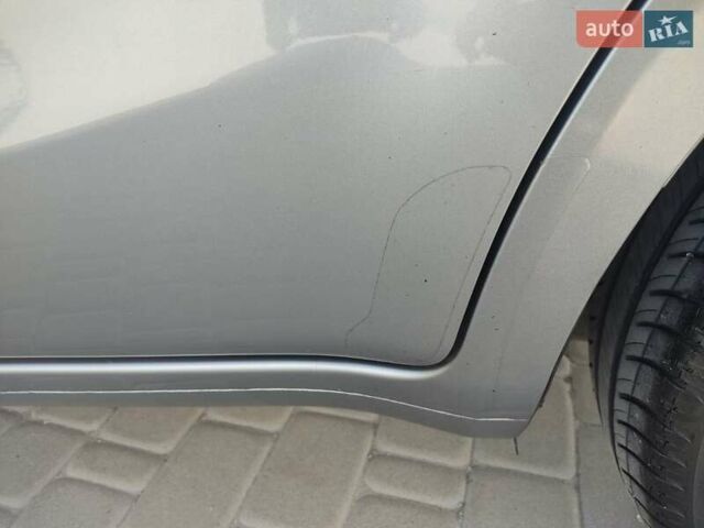 Серый Сузуки Сплеш, объемом двигателя 1 л и пробегом 223 тыс. км за 4590 $, фото 31 на Automoto.ua