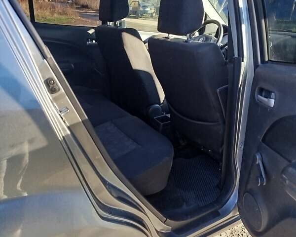 Сірий Сузукі Сплеш, об'ємом двигуна 1 л та пробігом 210 тис. км за 4000 $, фото 6 на Automoto.ua