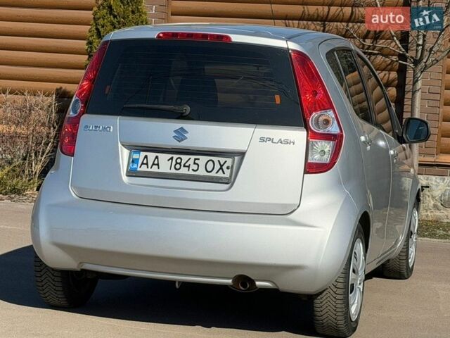 Сірий Сузукі Сплеш, об'ємом двигуна 1.24 л та пробігом 140 тис. км за 8200 $, фото 26 на Automoto.ua