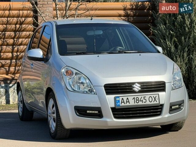 Сірий Сузукі Сплеш, об'ємом двигуна 1.24 л та пробігом 140 тис. км за 8200 $, фото 11 на Automoto.ua