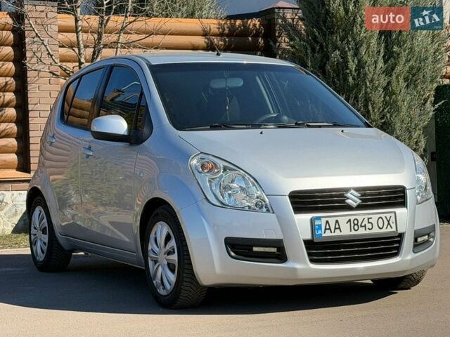 Сірий Сузукі Сплеш, об'ємом двигуна 1.24 л та пробігом 140 тис. км за 8200 $, фото 13 на Automoto.ua