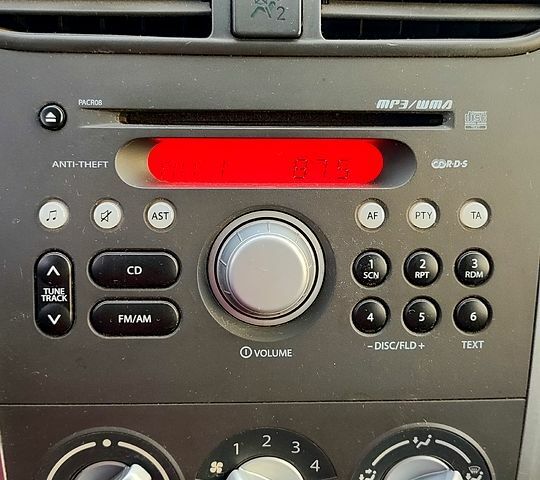 Серый Сузуки Сплеш, объемом двигателя 1.2 л и пробегом 125 тыс. км за 6100 $, фото 8 на Automoto.ua