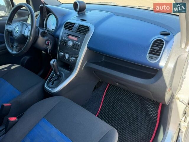 Сірий Сузукі Сплеш, об'ємом двигуна 1.24 л та пробігом 140 тис. км за 8200 $, фото 48 на Automoto.ua