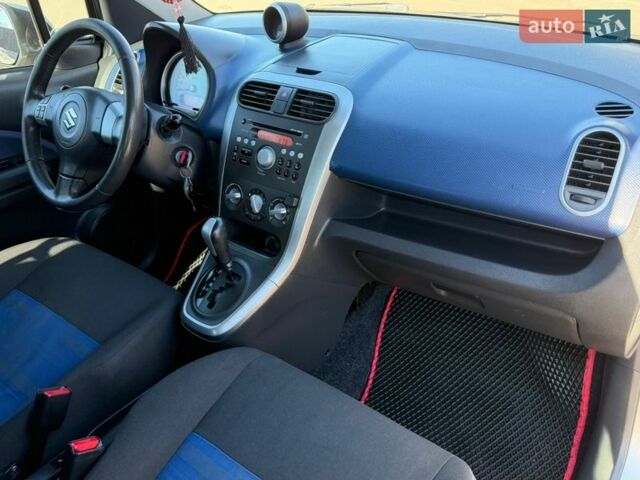 Сірий Сузукі Сплеш, об'ємом двигуна 1.24 л та пробігом 140 тис. км за 8200 $, фото 49 на Automoto.ua