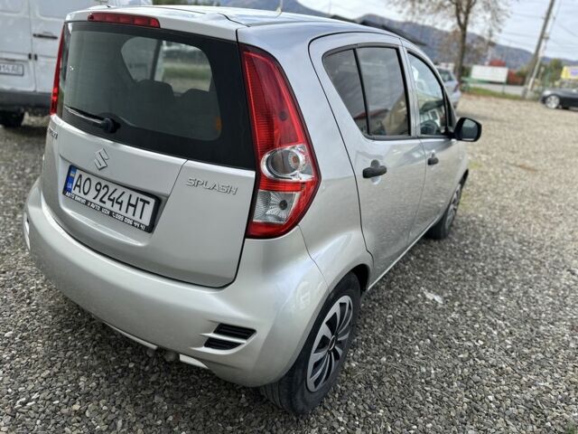 Серый Сузуки Сплеш, объемом двигателя 1 л и пробегом 108 тыс. км за 5500 $, фото 5 на Automoto.ua