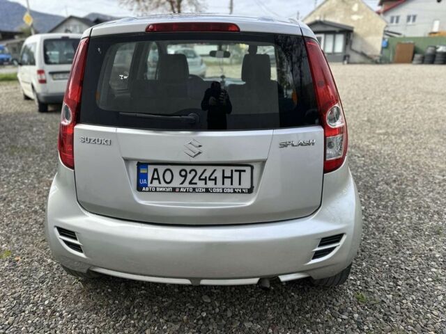 Серый Сузуки Сплеш, объемом двигателя 1 л и пробегом 180 тыс. км за 5500 $, фото 5 на Automoto.ua