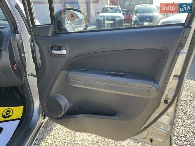 Серый Сузуки Сплеш, объемом двигателя 1.2 л и пробегом 80 тыс. км за 8000 $, фото 22 на Automoto.ua