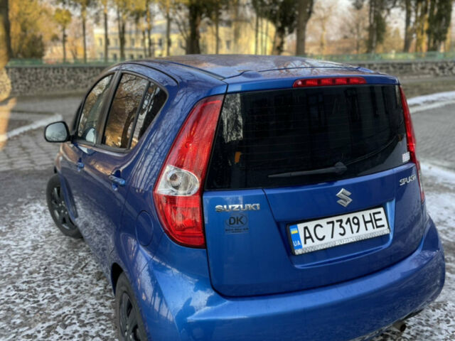 Синій Сузукі Сплеш, об'ємом двигуна 1 л та пробігом 250 тис. км за 3300 $, фото 5 на Automoto.ua