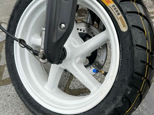 Сузуки Стрит Мэджик, объемом двигателя 50 л и пробегом 0 тыс. км за 710 $, фото 7 на Automoto.ua