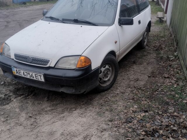 Белый Сузуки Свифт, объемом двигателя 1.3 л и пробегом 21 тыс. км за 500 $, фото 3 на Automoto.ua