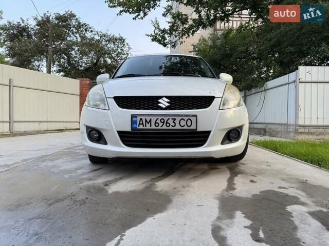 Білий Сузукі Свифт, об'ємом двигуна 1.25 л та пробігом 223 тис. км за 6700 $, фото 10 на Automoto.ua