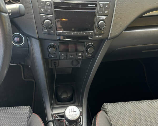 Сузуки Свифт 2014 в Киеве на Automoto.ua Белый Сузуки Свифт, объемом двигателя 1.6 л и пробегом 97 тыс. км за 7350 $, фото 21 на Automoto.ua