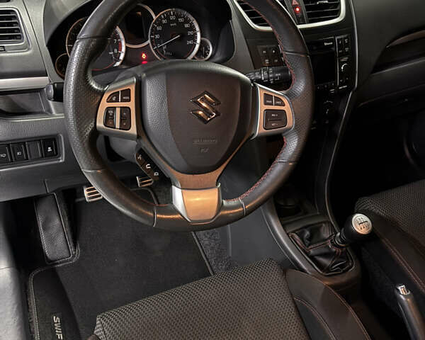 Сузуки Свифт 2014 в Киеве на Automoto.ua Белый Сузуки Свифт, объемом двигателя 1.6 л и пробегом 97 тыс. км за 7350 $, фото 15 на Automoto.ua