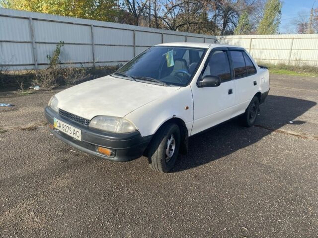 Сузукі Свифт 1995 у Черкасах на Automoto.ua Білий Сузукі Свифт, об'ємом двигуна 1.3 л та пробігом 250 тис. км за 500 $, фото 5 на Automoto.ua