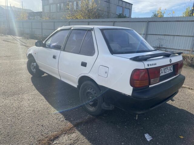 Сузукі Свифт 1995 у Черкасах на Automoto.ua Білий Сузукі Свифт, об'ємом двигуна 1.3 л та пробігом 250 тис. км за 500 $, фото 4 на Automoto.ua