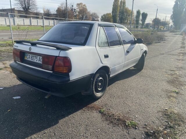 Сузукі Свифт 1995 у Черкасах на Automoto.ua Білий Сузукі Свифт, об'ємом двигуна 1.3 л та пробігом 250 тис. км за 500 $, фото 2 на Automoto.ua