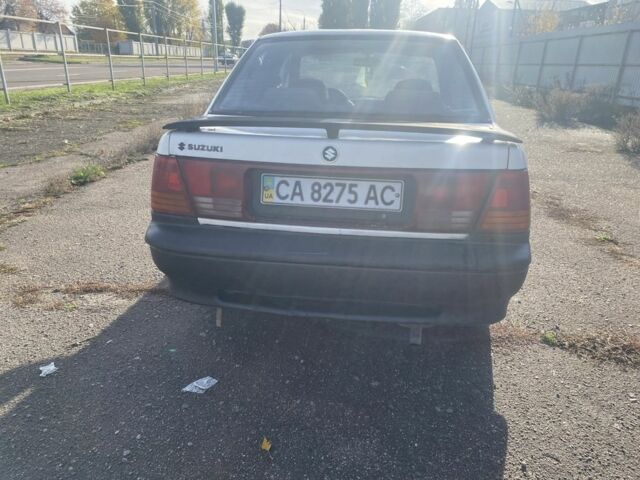 Сузукі Свифт 1995 у Черкасах на Automoto.ua Білий Сузукі Свифт, об'ємом двигуна 1.3 л та пробігом 250 тис. км за 500 $, фото 3 на Automoto.ua