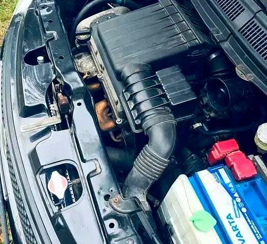 Чорний Сузукі Свифт, об'ємом двигуна 1.3 л та пробігом 310 тис. км за 4800 $, фото 9 на Automoto.ua