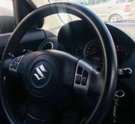 Чорний Сузукі Свифт, об'ємом двигуна 1.3 л та пробігом 310 тис. км за 4750 $, фото 7 на Automoto.ua