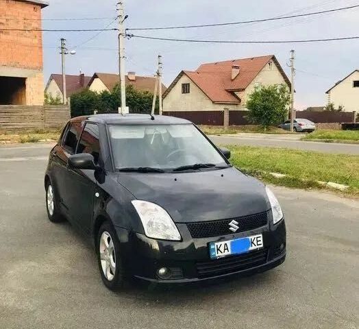 Чорний Сузукі Свифт, об'ємом двигуна 1.3 л та пробігом 310 тис. км за 4750 $, фото 1 на Automoto.ua