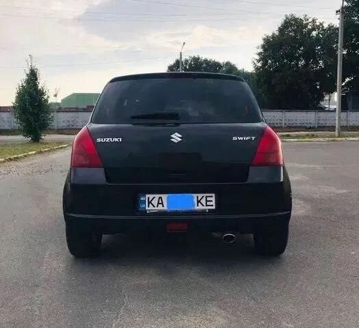 Чорний Сузукі Свифт, об'ємом двигуна 1.3 л та пробігом 310 тис. км за 4750 $, фото 4 на Automoto.ua