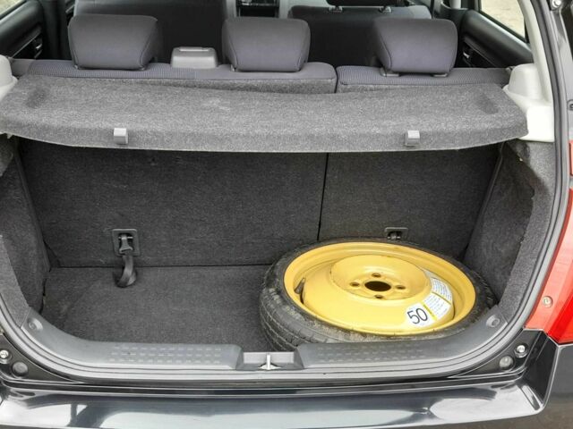 Чорний Сузукі Свифт, об'ємом двигуна 1.5 л та пробігом 168 тис. км за 5999 $, фото 11 на Automoto.ua