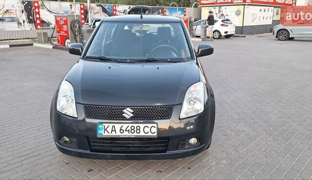 Чорний Сузукі Свифт, об'ємом двигуна 1.33 л та пробігом 117 тис. км за 4400 $, фото 9 на Automoto.ua