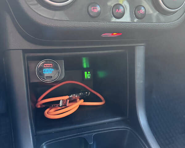 Чорний Сузукі Свифт, об'ємом двигуна 1.33 л та пробігом 184 тис. км за 4450 $, фото 8 на Automoto.ua