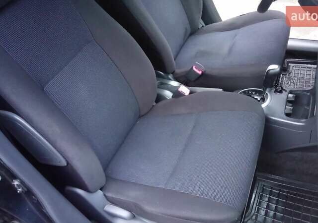 Черный Сузуки Свифт, объемом двигателя 1.49 л и пробегом 146 тыс. км за 5000 $, фото 17 на Automoto.ua