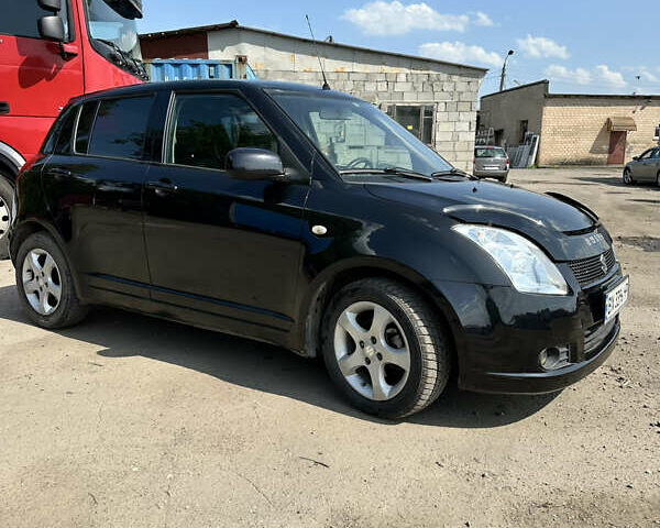 Чорний Сузукі Свифт, об'ємом двигуна 1.33 л та пробігом 229 тис. км за 3799 $, фото 3 на Automoto.ua