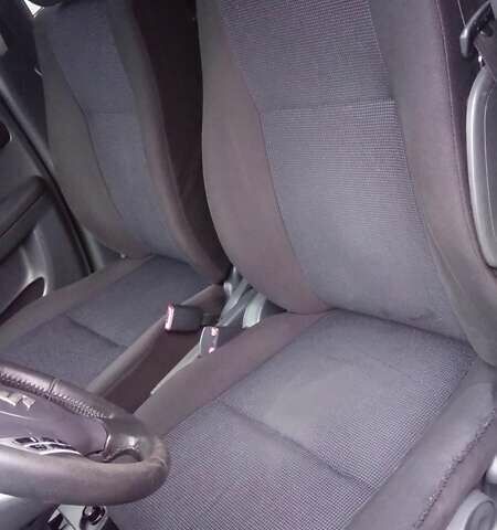 Черный Сузуки Свифт, объемом двигателя 1.49 л и пробегом 146 тыс. км за 5000 $, фото 21 на Automoto.ua