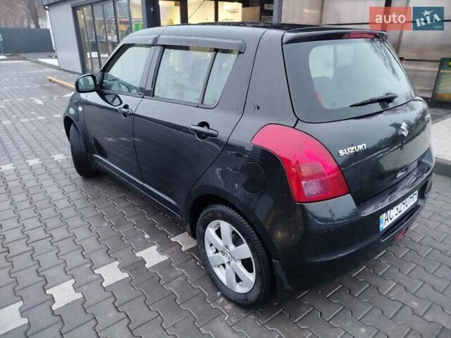 Чорний Сузукі Свифт, об'ємом двигуна 1.5 л та пробігом 116 тис. км за 4700 $, фото 3 на Automoto.ua
