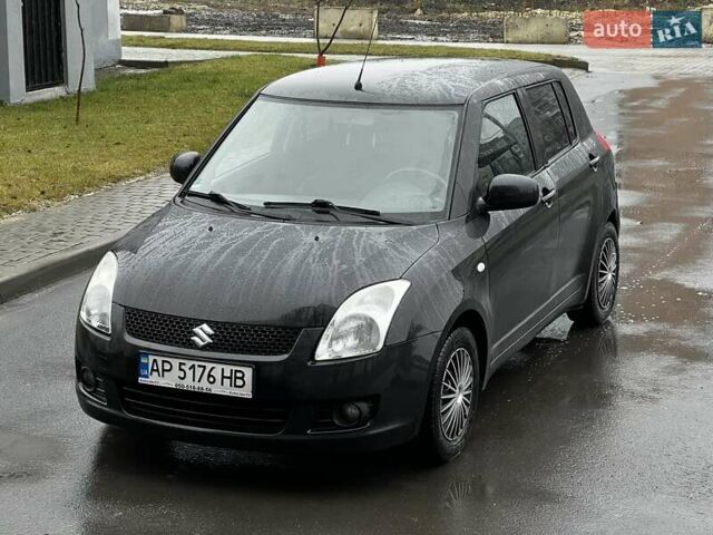 Чорний Сузукі Свифт, об'ємом двигуна 1.33 л та пробігом 95 тис. км за 3550 $, фото 3 на Automoto.ua