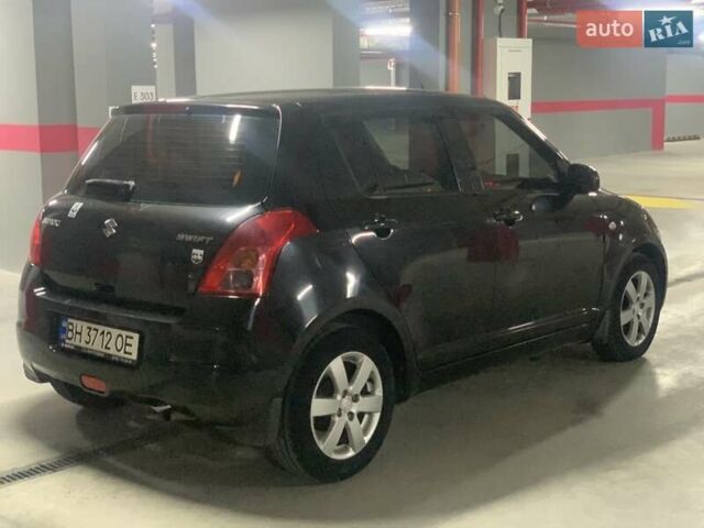 Чорний Сузукі Свифт, об'ємом двигуна 1.33 л та пробігом 123 тис. км за 6000 $, фото 3 на Automoto.ua