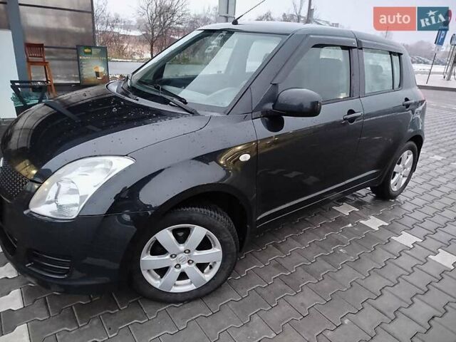 Чорний Сузукі Свифт, об'ємом двигуна 1.5 л та пробігом 116 тис. км за 4700 $, фото 1 на Automoto.ua