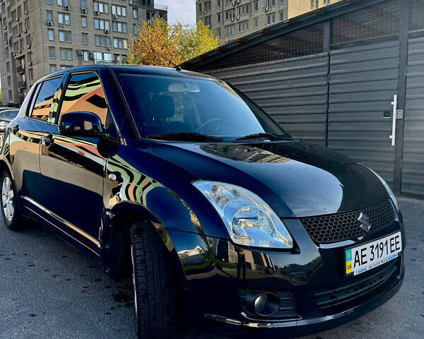 Черный Сузуки Свифт, объемом двигателя 1.33 л и пробегом 85 тыс. км за 6000 $, фото 4 на Automoto.ua