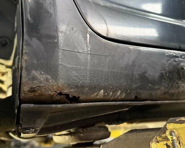 Чорний Сузукі Свифт, об'ємом двигуна 1.33 л та пробігом 327 тис. км за 3800 $, фото 21 на Automoto.ua