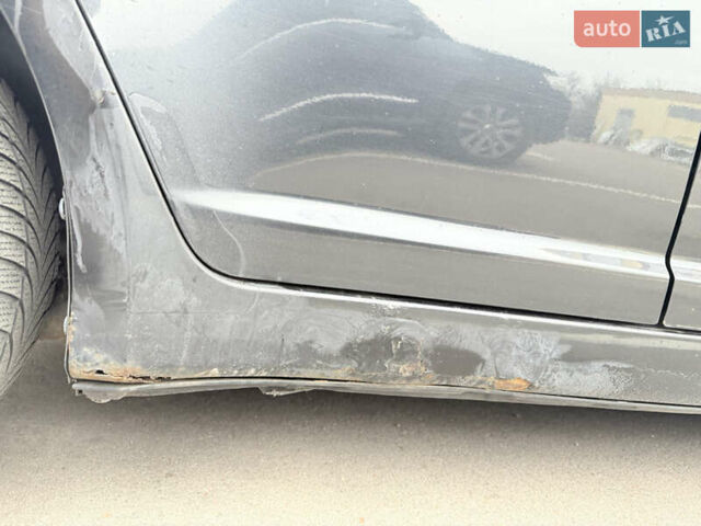 Чорний Сузукі Свифт, об'ємом двигуна 1.33 л та пробігом 327 тис. км за 3800 $, фото 8 на Automoto.ua