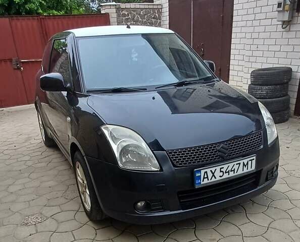 Чорний Сузукі Свифт, об'ємом двигуна 1.33 л та пробігом 164 тис. км за 3900 $, фото 3 на Automoto.ua