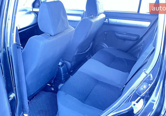 Чорний Сузукі Свифт, об'ємом двигуна 1.33 л та пробігом 230 тис. км за 4400 $, фото 11 на Automoto.ua