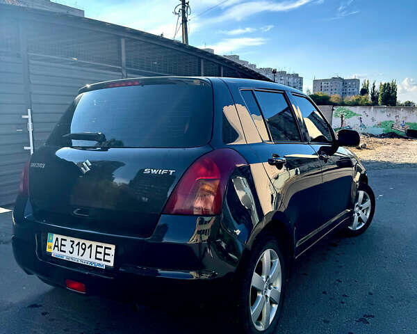 Черный Сузуки Свифт, объемом двигателя 1.33 л и пробегом 85 тыс. км за 6000 $, фото 11 на Automoto.ua