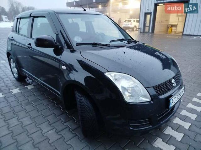 Чорний Сузукі Свифт, об'ємом двигуна 1.5 л та пробігом 116 тис. км за 4700 $, фото 2 на Automoto.ua