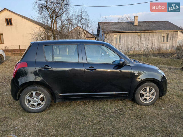 Чорний Сузукі Свифт, об'ємом двигуна 1.2 л та пробігом 246 тис. км за 4300 $, фото 6 на Automoto.ua
